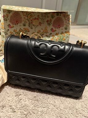 Tory Burch Fleming Black Quilted Leather Shoulder Bag